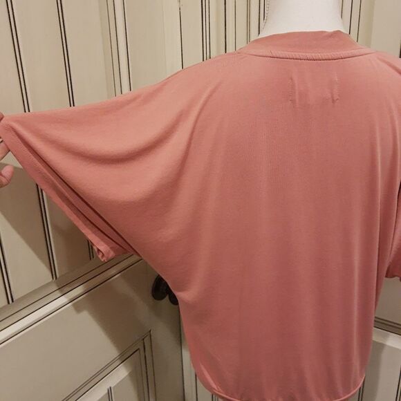Anthropologie Pink Coral Salmon Wrap Style Top Size Medium Short Sleeve - Picture 7 of 14